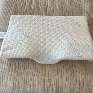 Dosaze Contoured Orthopedic Pillow - Brand new in Box